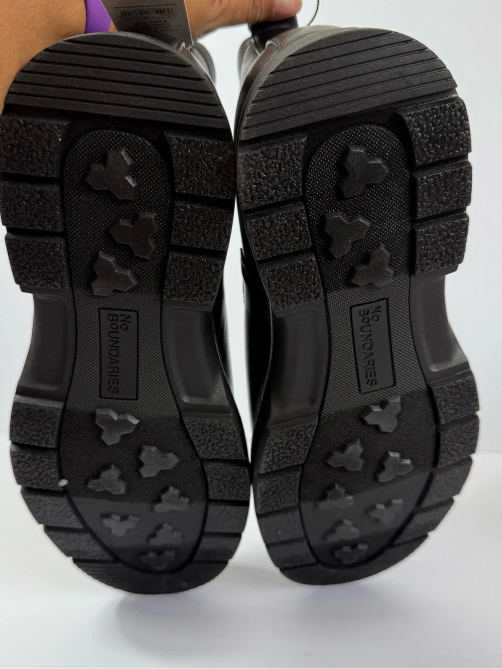 NWT No Boundaries Men's Black Faux Leather Lug Sole Chelsea Boots 10.5